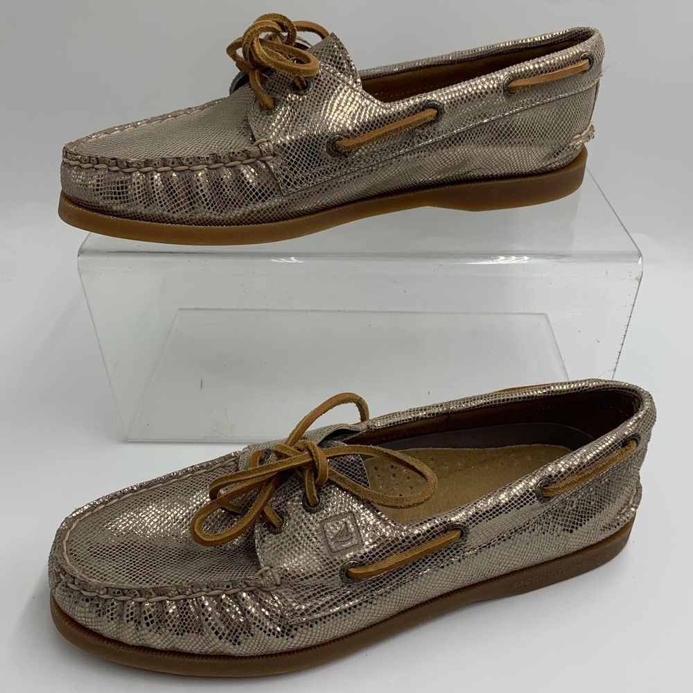 Sperry Metallic Boat Shoes with Brown Accents Sz 7